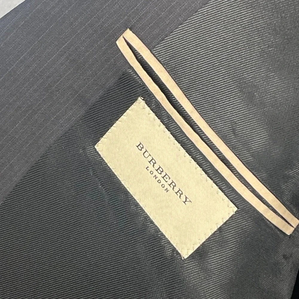 Burberry London Kensington Pinstripe Wool Suit Jacket Blazer 44L Charcoal Grey